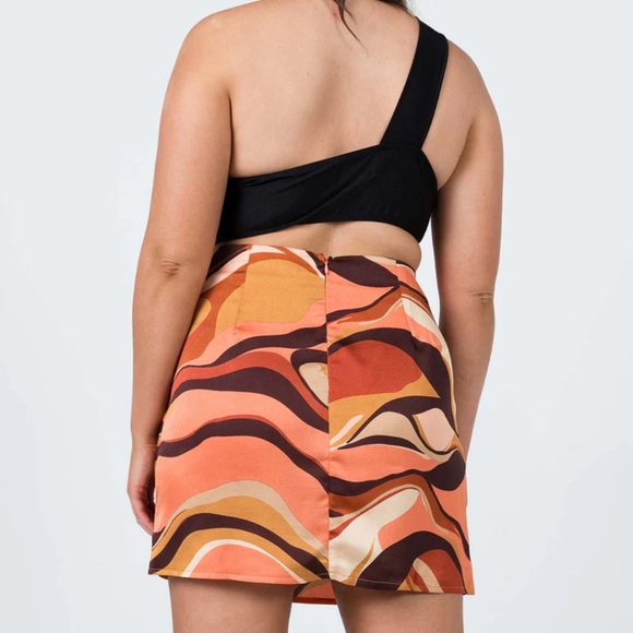 PRINCESS POLLY mini skirt - Picture 3 of 3